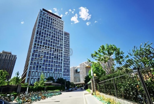 中国港湾信德京汇新办公区弱电系统项目现场